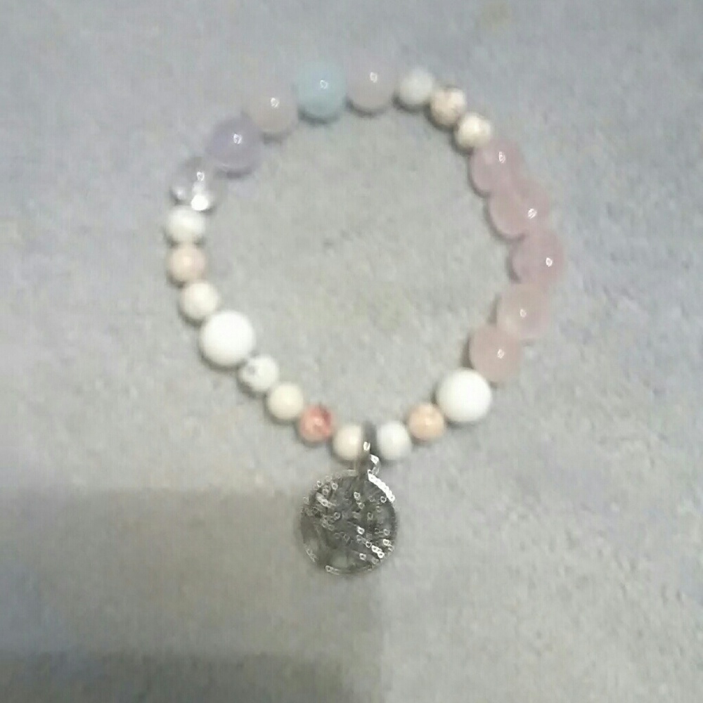 Howlite bracelet